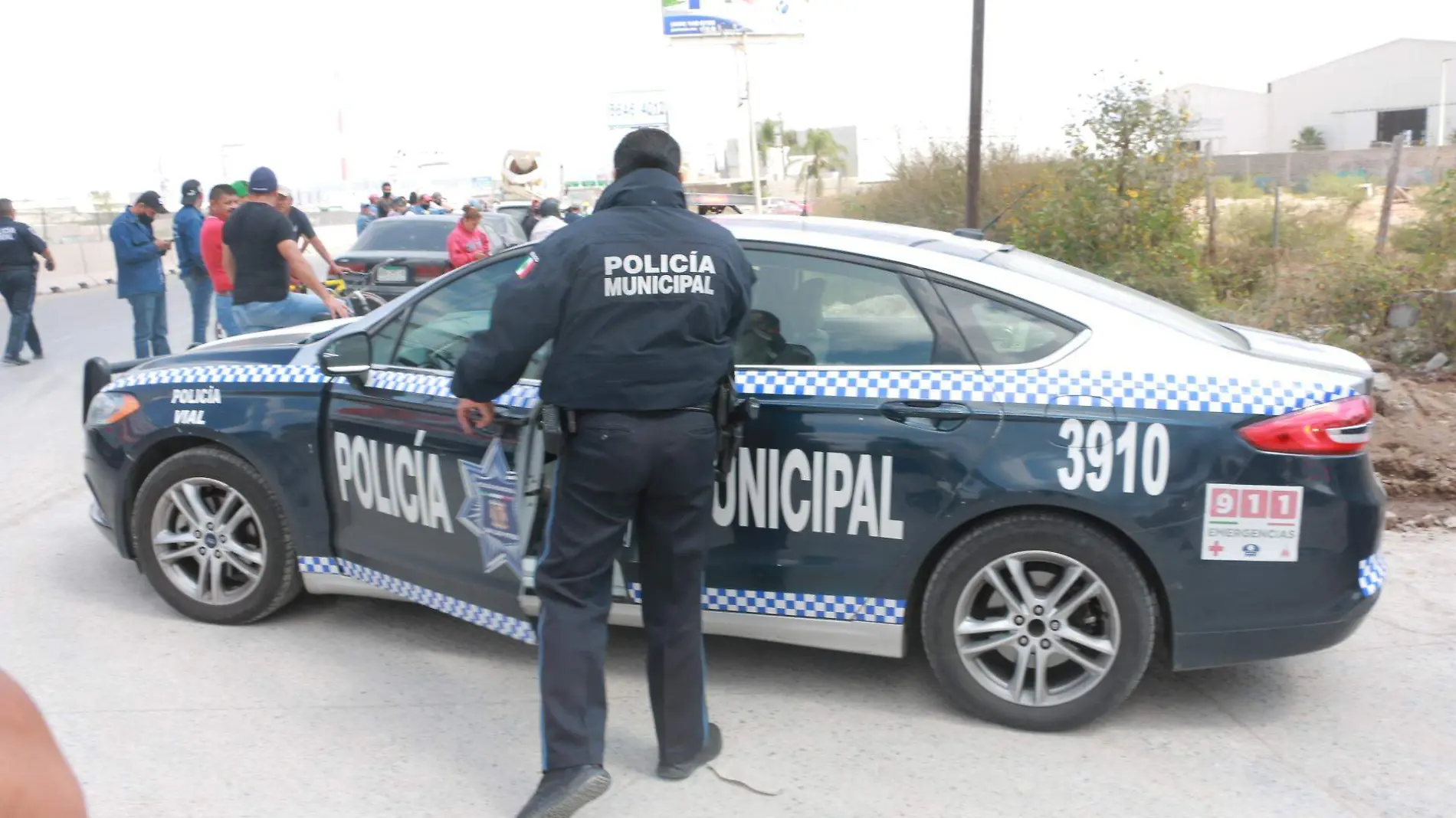 patrulla policia municipal